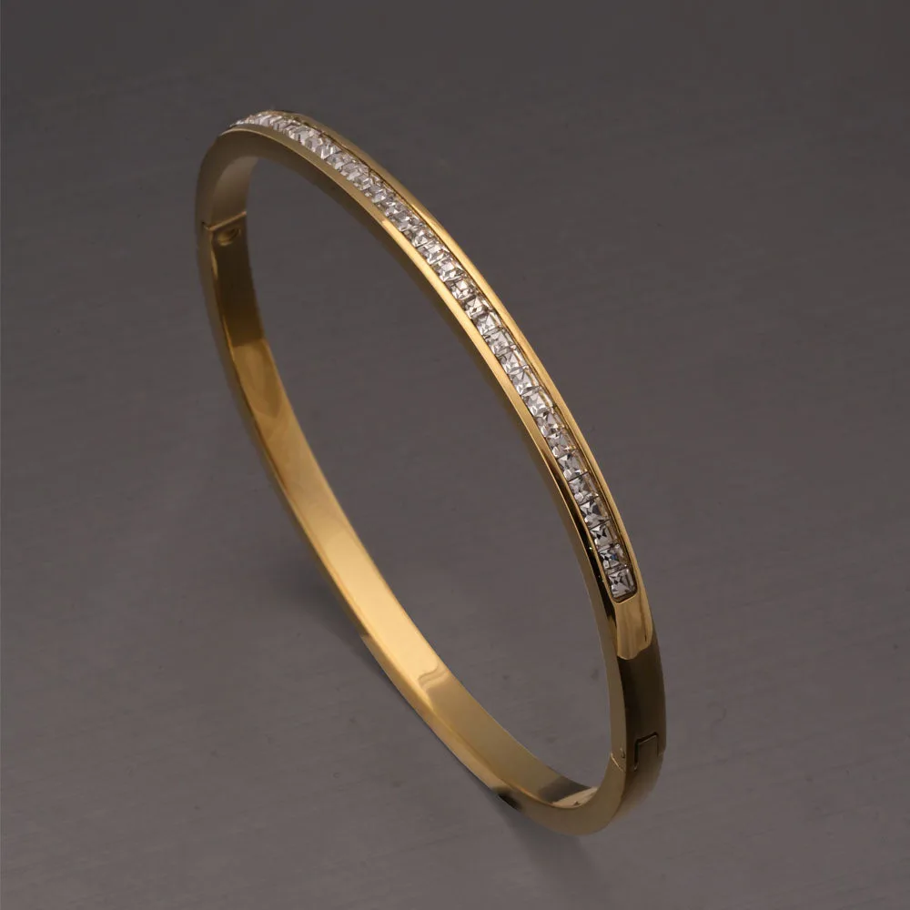 White stone bracelet