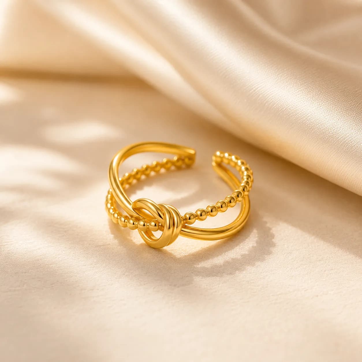 Love knot ring